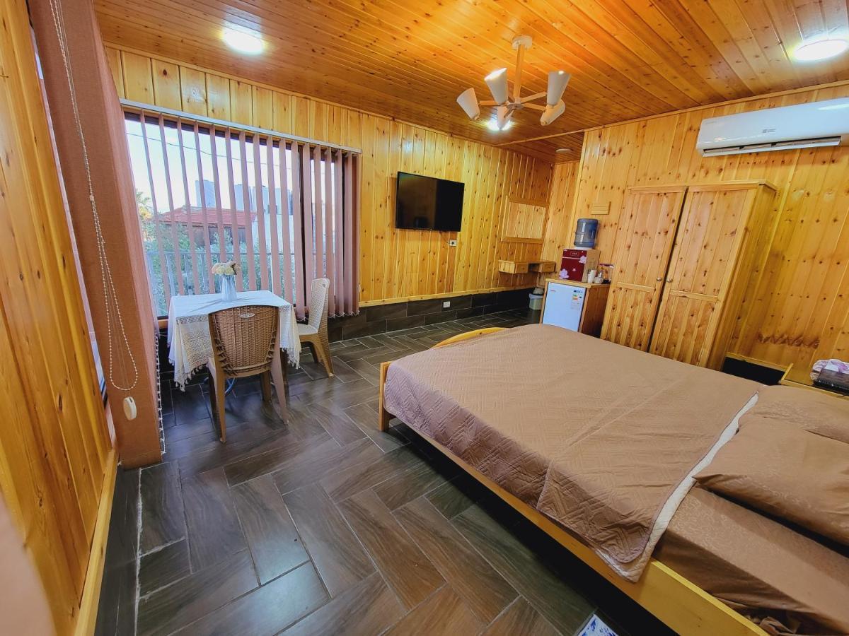 Atoom Lodge Jarash Esterno foto