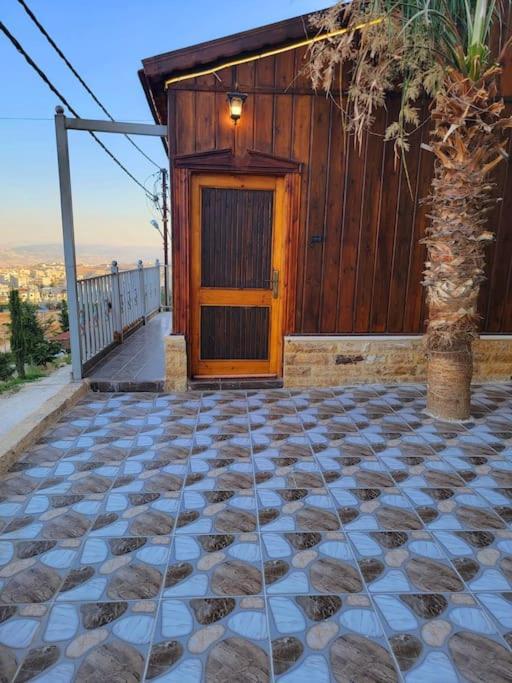 Atoom Lodge Jarash Esterno foto